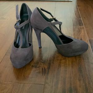 Call it Spring mini platform pumps size 7